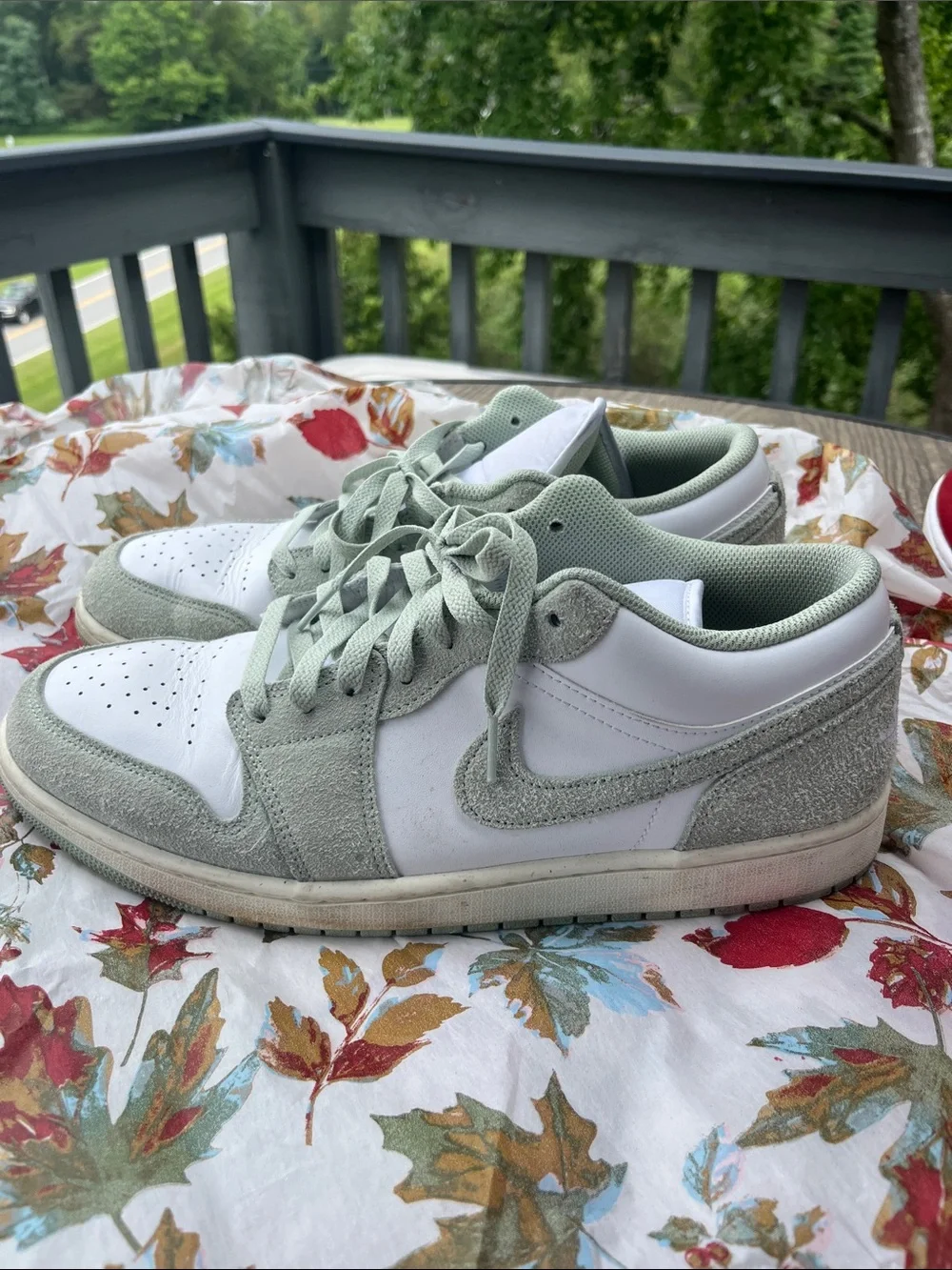 Jordan Low-Top Sneakers in Sage Green & White